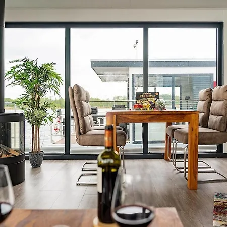 Havelland Apartment *